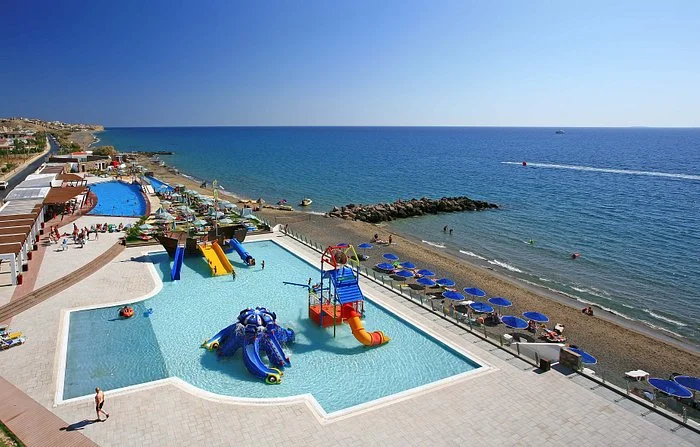 the view of the pool of Petra Mare hotel in Ierapetra, Crete